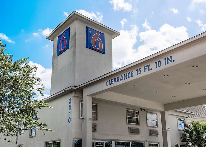 Motel 6-Pasadena, Tx