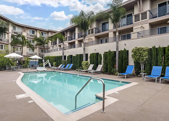 Best Western Plus Marina Gateway Hotel