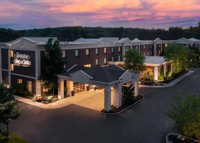 Hampton Inn And Suites Hartford/