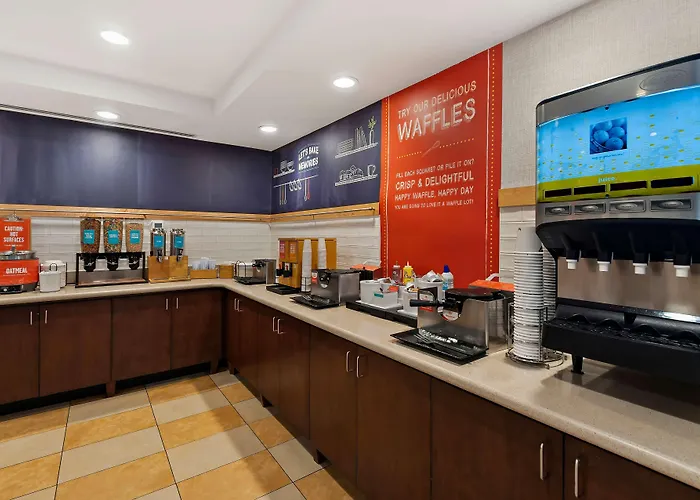 Hampton Inn & Suites Fort Belvoir South