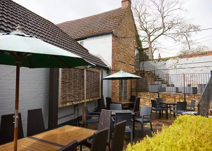 Red Lion Hotel By Greene King Inns Adderbury