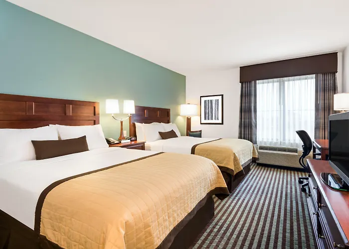 Baymont By Wyndham Denver International Airport