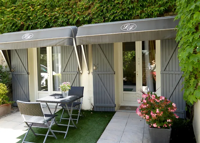 Logis Hôtel La Fenière
