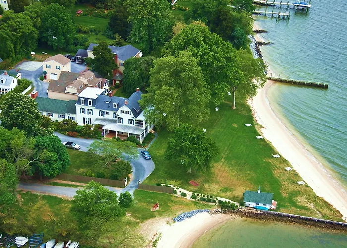 Sandaway Suites & Beach