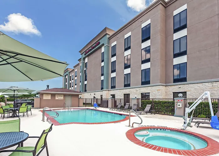 Hampton Inn & Suites Houston/League City