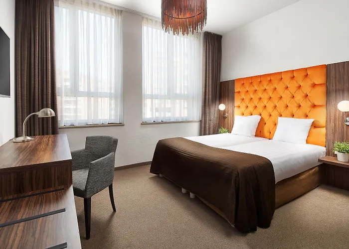 Hotel La Reine