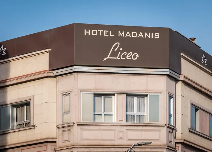 Madanis Liceo