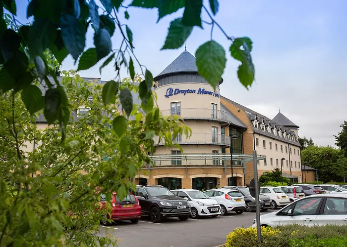 Drayton Manor Hotel