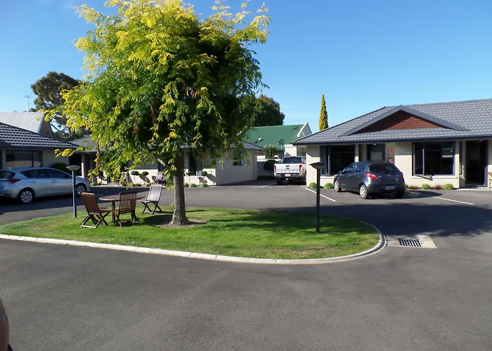 Centre Court Motel