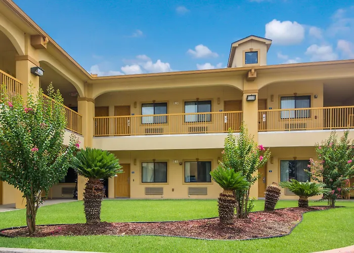 Americas Best Value Inn & Suites Tomball