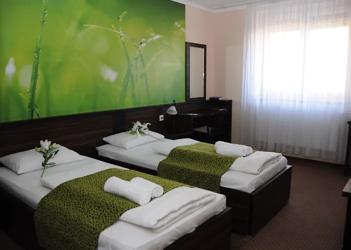 Green Hotel Budapest