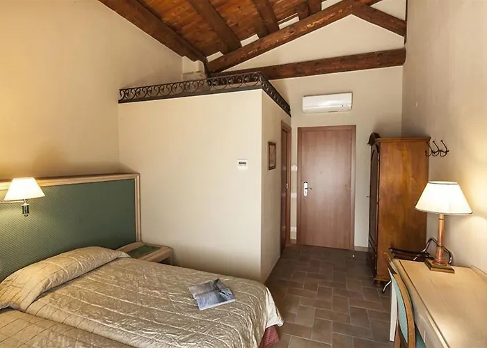 Hotel Residence Diamantina Ferrara
