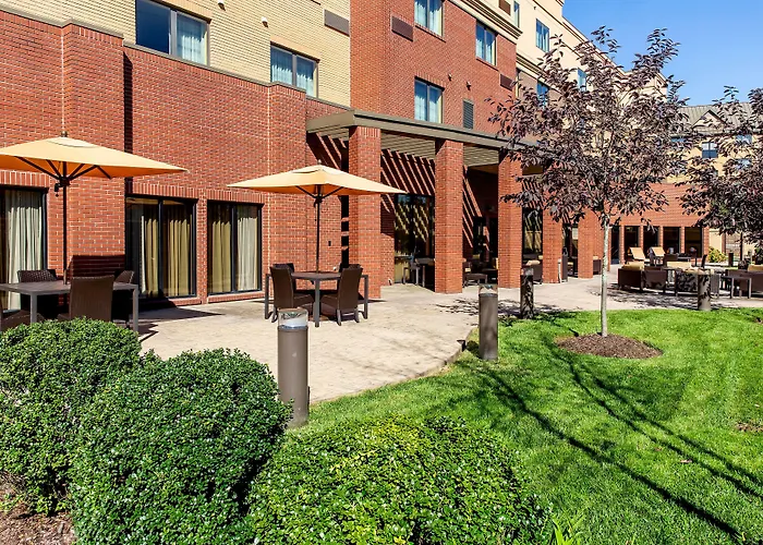 Courtyard By Marriott Lexington Keeneland/Airport