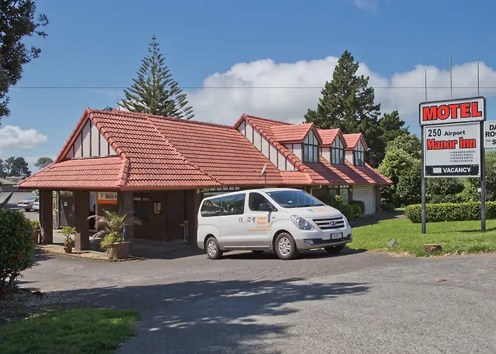Airport Manor Inn