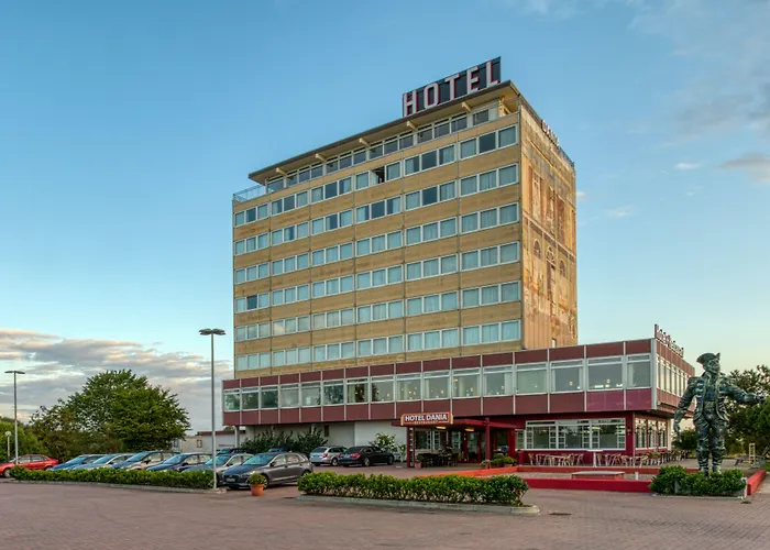 Ff&E Hotel Dania