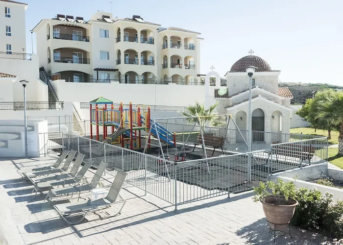 Club St. George (Adults Only)