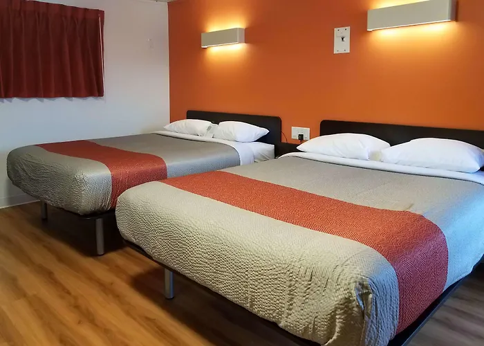 Motel 6 Cranbrook