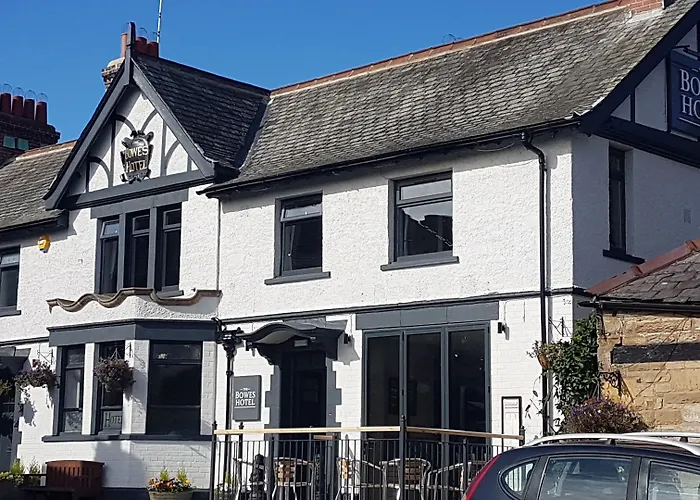 The Bowes Hotel
