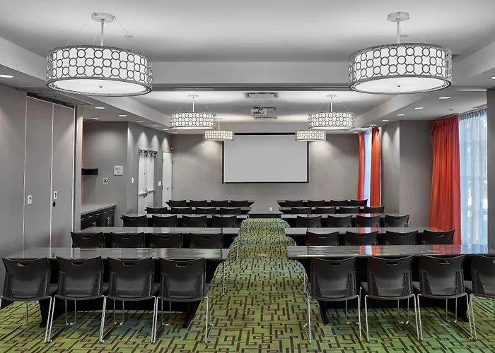 Hampton Inn By Hilton Calgary Airport North
