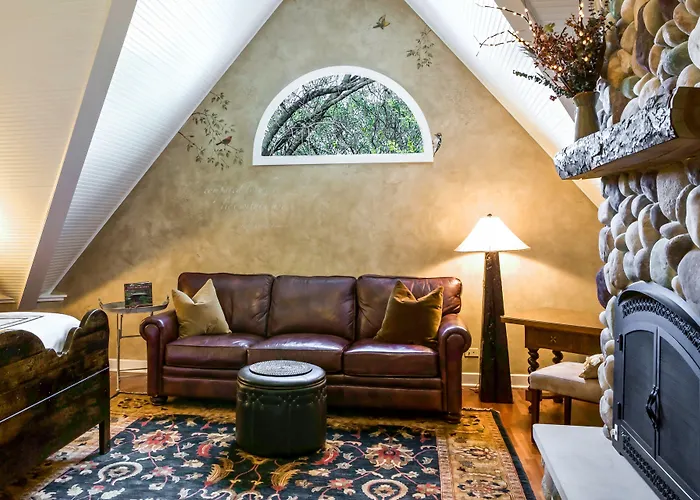 Harvey House Bed & Breakfast