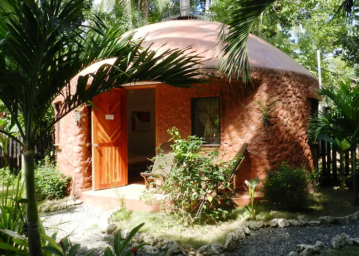 Panglao Chocolate Hills Hostel