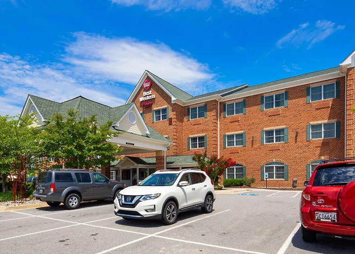 Best Western Plus Easton Inn & Suites