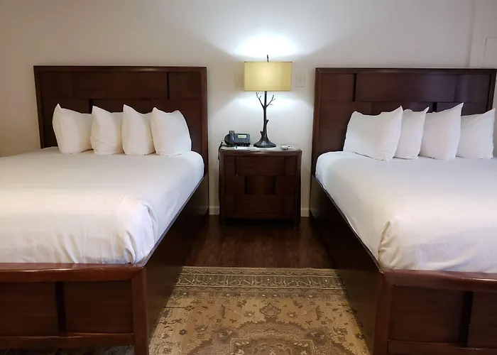 Iron Horse Inn