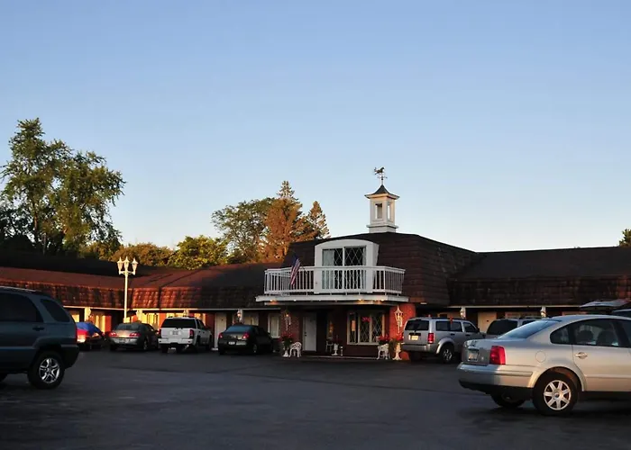 Lockport Inn And Suites