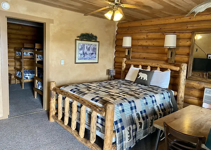 Green Creek Inn And Rv Park Wapiti