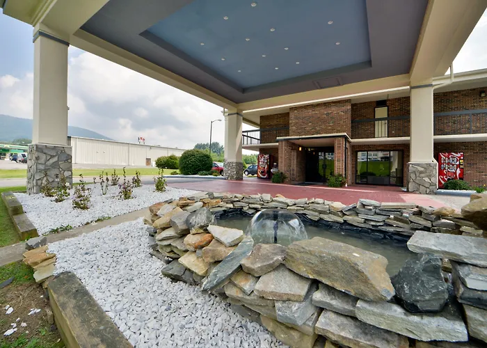 Nations Inn - West Jefferson