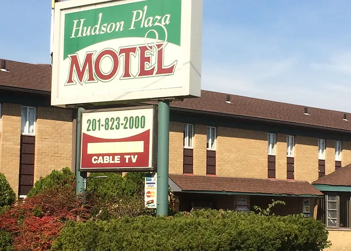 Hudson Plaza Bayonne