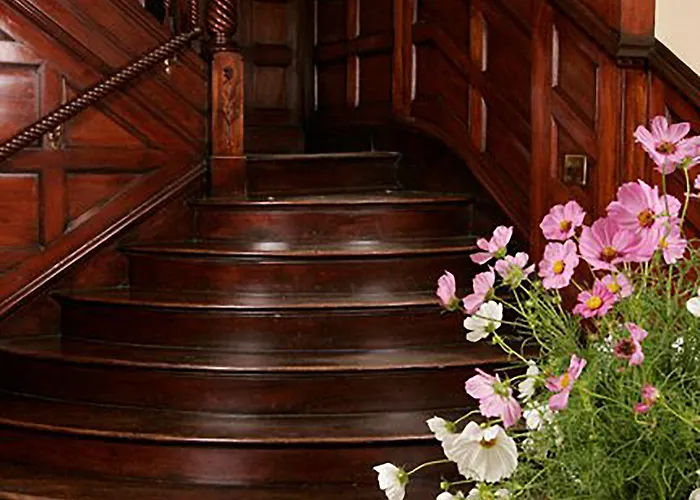 Morgan State House Inn