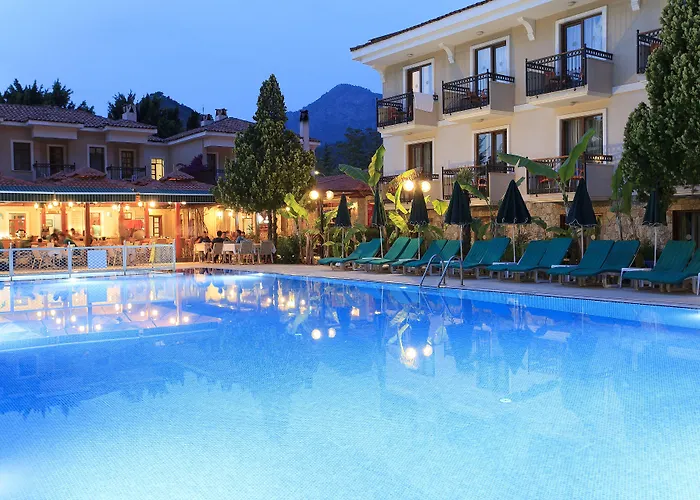 Perdikia Beach