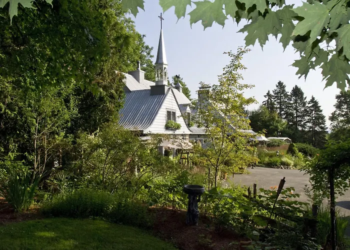 Le Petit Clocher Gite Touristique B&B
