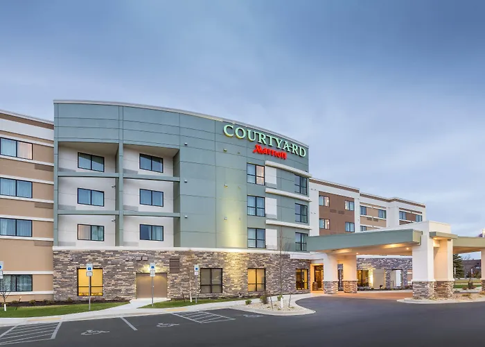 Courtyard By Marriott Bismarck North