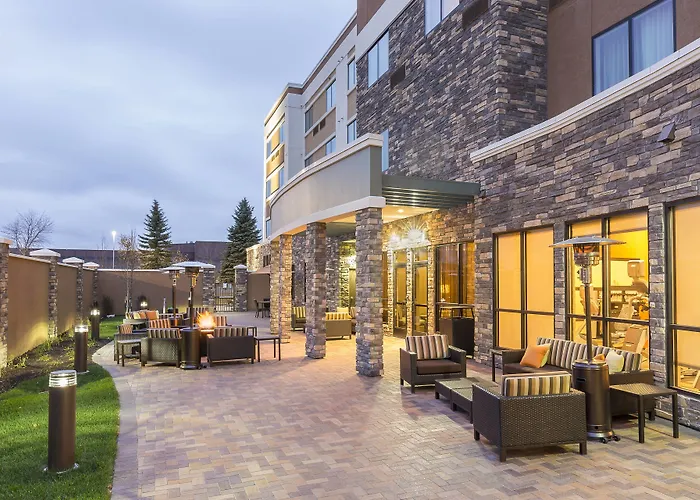 Courtyard By Marriott Bismarck North