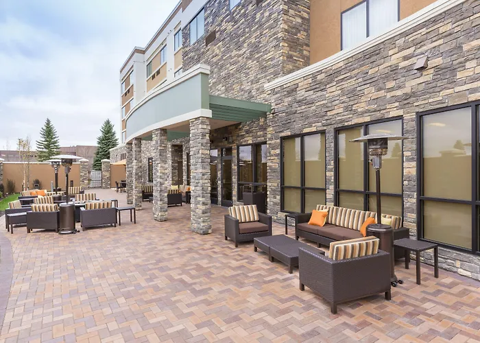 Courtyard By Marriott Bismarck North