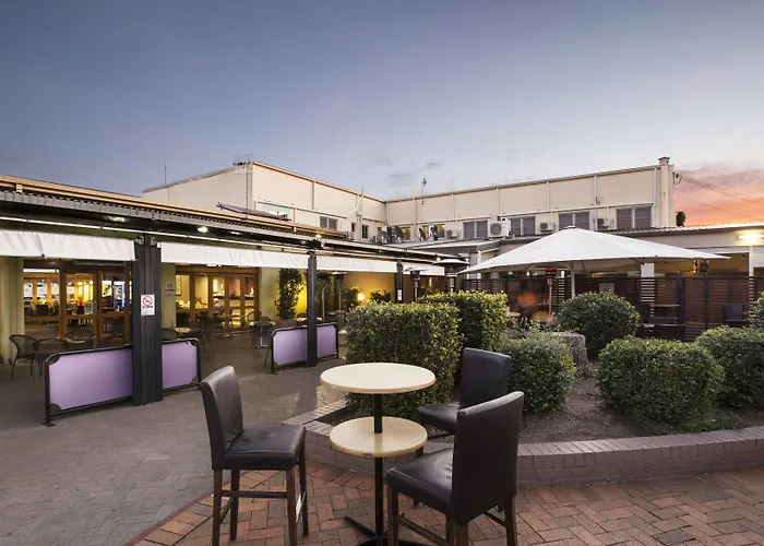 Nightcap At Ocean Beach Hotel