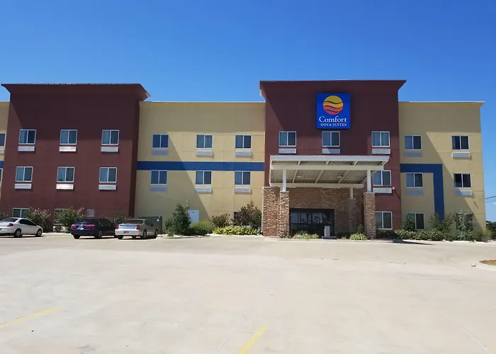 Comfort Inn & Suites Tulsa I-44 West - Rt 66