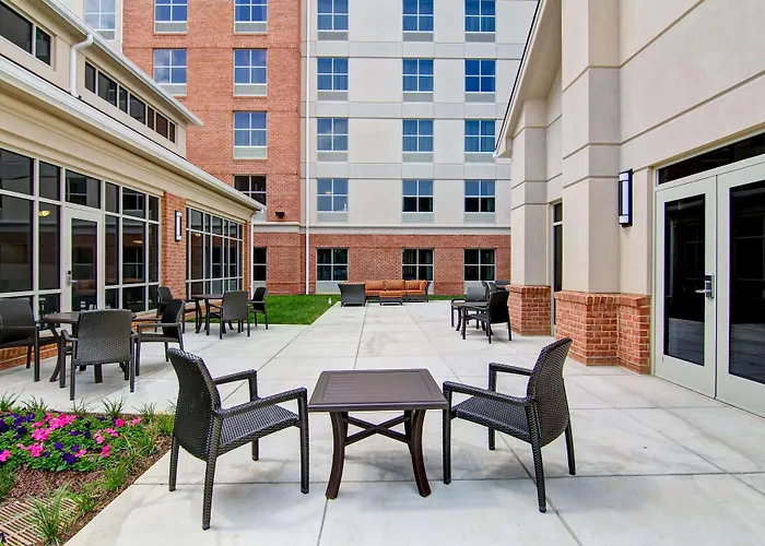 Homewood Suites By Hilton Woodbridge