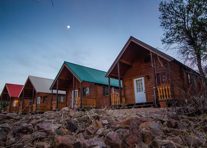 Katie'S Cozy Cabins Tombstone