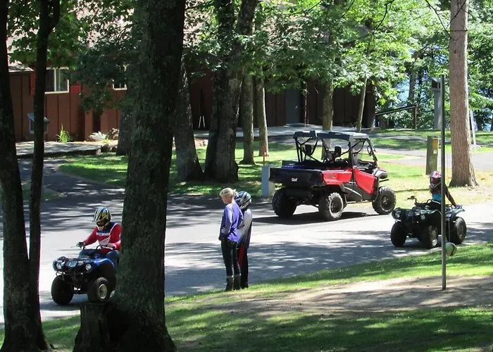 Lake Forest Resort
