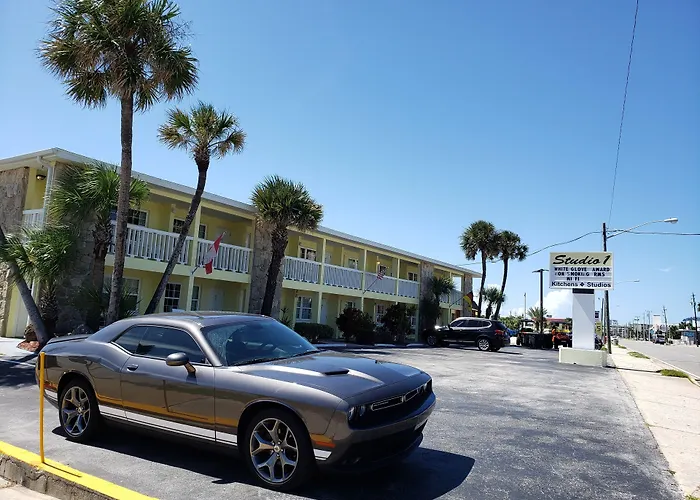 Studio 1 - Daytona Beach