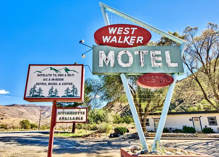 The Historic West Walker Motel