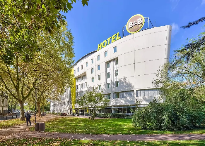 B&B HOTEL Paris Malakoff Parc des Expositions