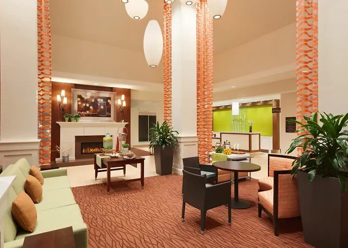 Hilton Garden Inn Logan Airport