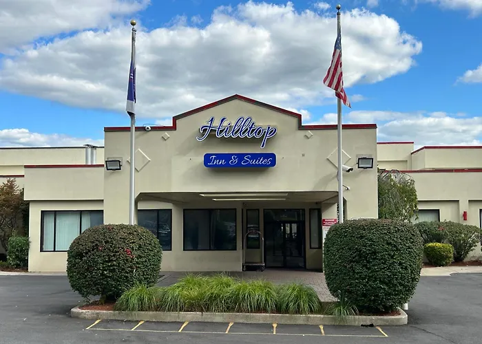 Hilltop Inn & Suites