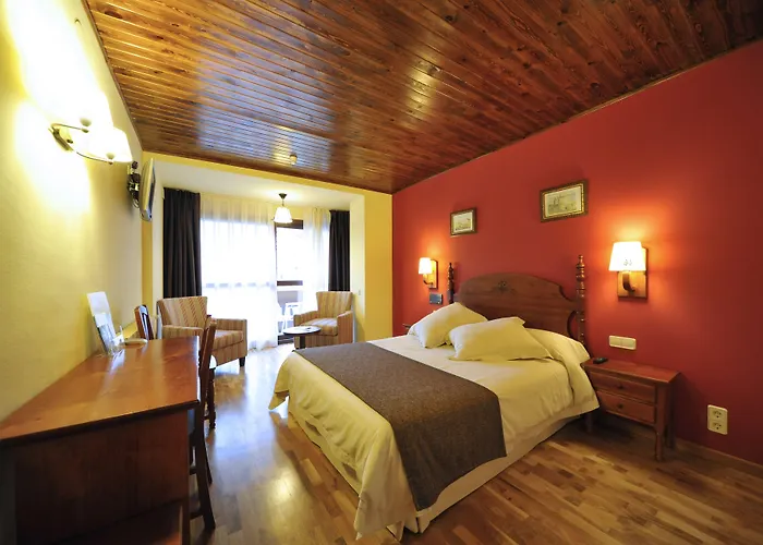 Hotel La Morera Valencia D'Aneu