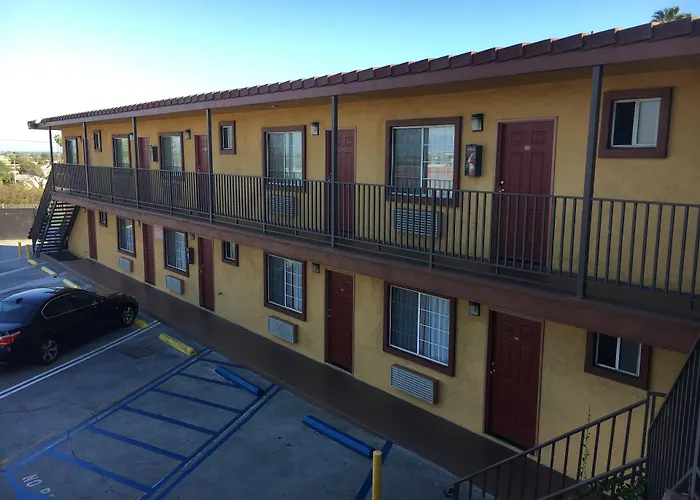 Satellite , Los Angeles - Lax