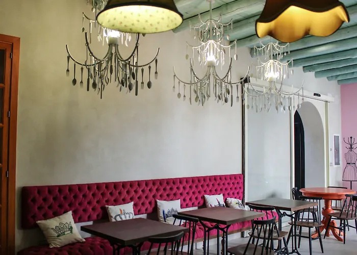 Hotel Galería Essentia